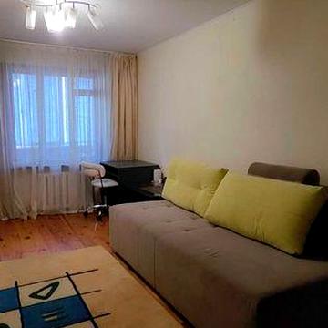 Продаж 3 кімнатної квартири на Митниці (перепланована з 5 кімнатної)