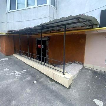 Панаса Мирного вул., 35/2