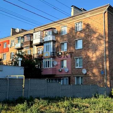 *Продам 2 ком квартиру в кирпичном доме - Гараж в подарок*