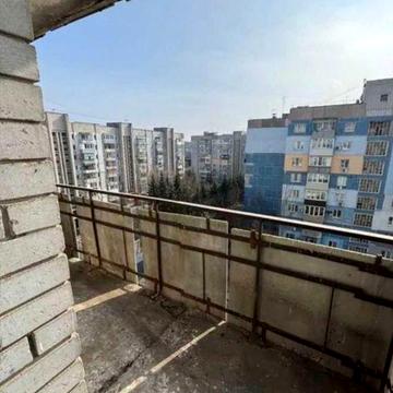 Продам 3- комн.квартиру в Роминых дворах