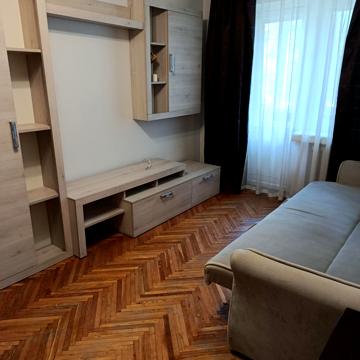 Туполєва академіка вул., 4