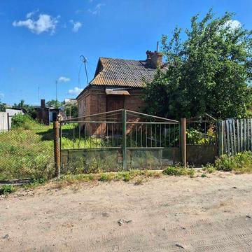 будинок з всіма комунікаціями