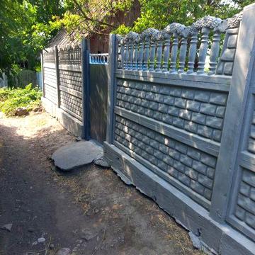 Будинок  у центрі селища