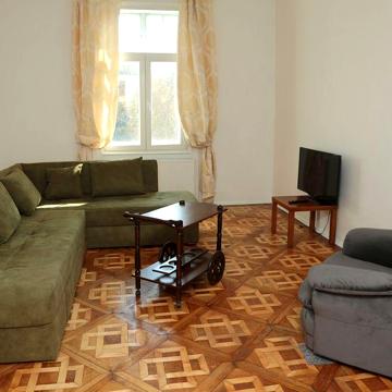 Квартира на Шота Руставелі