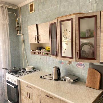 Продаж простору 1 кім., індивідуальне опалення .