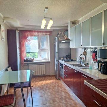 Впервые продам 3 кв в новострое м.Индустриальная. Сертификат!