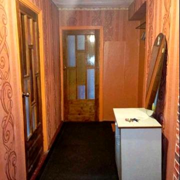 Продається 2-кімнатна квартира в надійному цегляному будинку