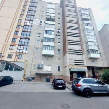 Здам в оренду трьохкімнатну квартиру.