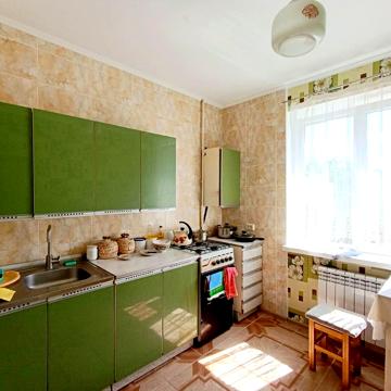 Максима Залізняка вул., 18