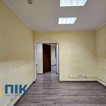 Митрополита Василя Липківського вул. (Урицького), 32