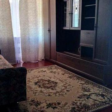 Здається 2 кімнатна квартира в центрі від власника.