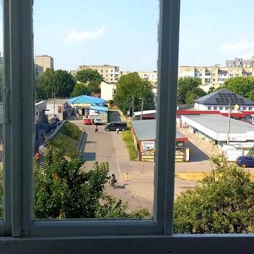 Продам квартиру 1-кімнатну м. Здолбунів вул. Шкільна