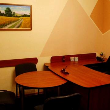 Продам Квартиру Дарницький Бульвар 3а. До м.Дарниця 5 хв .БЕЗ КОМІСІЇ