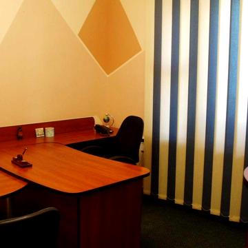 Продам Квартиру Дарницький Бульвар 3а. До м.Дарниця 5 хв .БЕЗ КОМІСІЇ