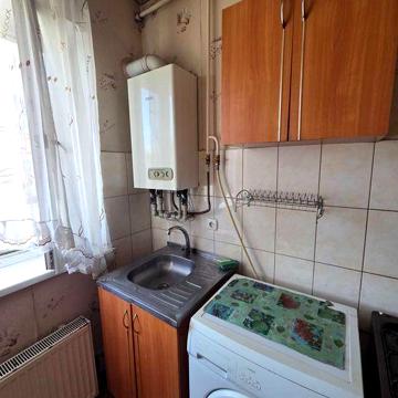 Продам 1 ком.кв. Ленпоселок