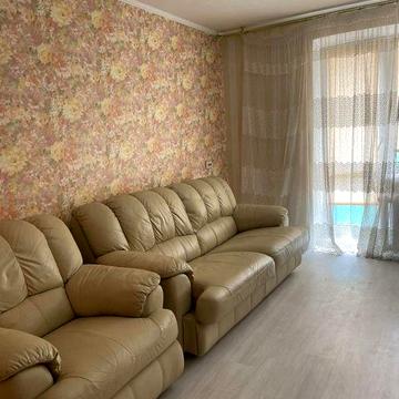 Продам 3 кімнатну квартиру на Намиві