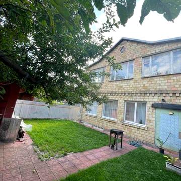 Ст.М.Теремки. Продаж половина будинку Новосілки —  200 м. Київ.