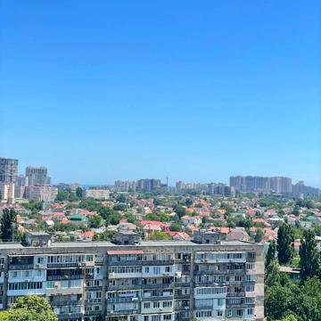 Академіка Філатова вул., 20