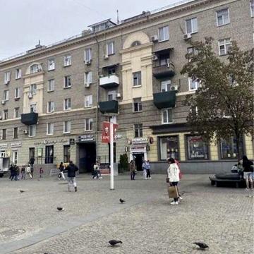 Продам в центре горрда 3х квартиру на Европейском бульваре