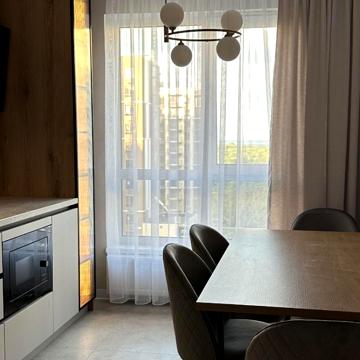 Метрологічна вул., 54