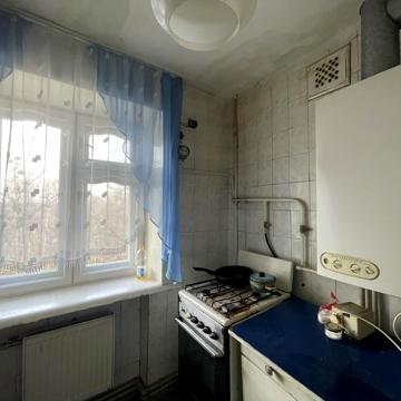 Акадeмічна вул., 10
