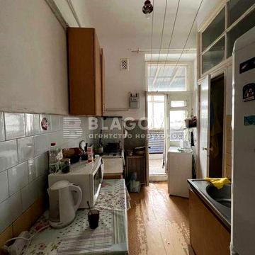 Продам 2-кімнатну квартиру на вул. Мазепи Івана 18/29!