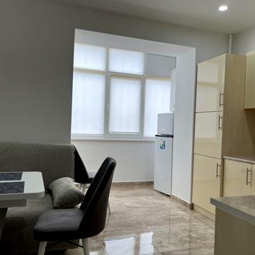 Короля Данила вул., 3а
