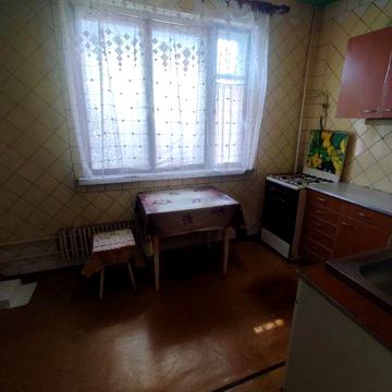 Сдам 2 квартиру метро Салтовская, ул. Непокорённых 56.