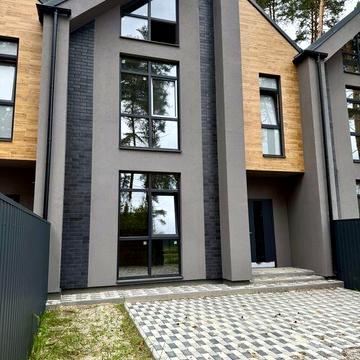 Таун з великою ділянкою 3 сотки! Бістро Пекаря