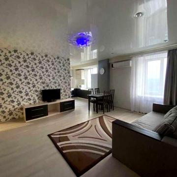 Сдается 2 к квартира на пр.Поля (Кирова) , 27д
