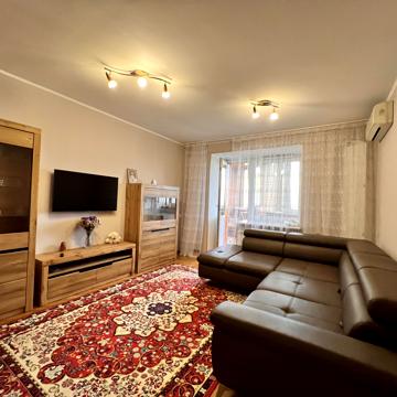 Миропільська вул., 39