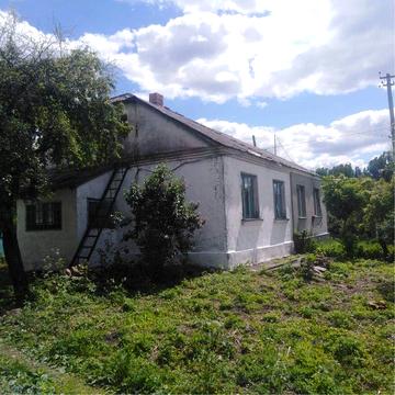 Продам половину приватизованого будинку с. Привітне 50 м. кв.