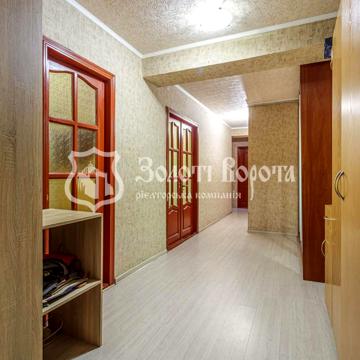 Полярна вул., 8є
