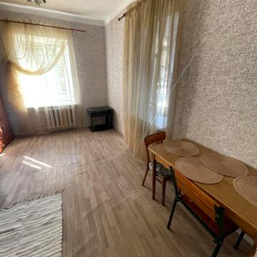 Болгарська вул., 7