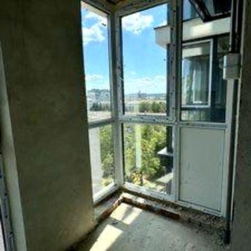 Продається велика 1к квартира 50кв.м в ЖК» Статус» ЖК Статус