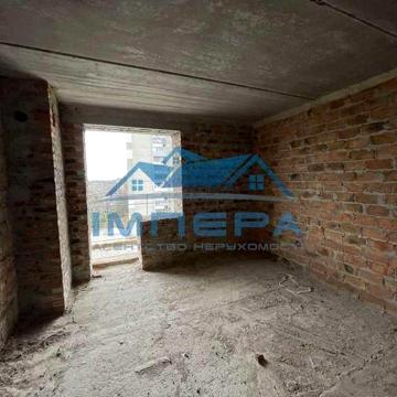 Продам 1 кімнатну квартиру в новобудові на Половках