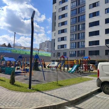 Озерна вул., 16