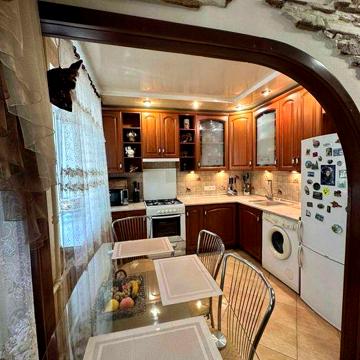 В продажі 3х кімнатна квартира в нагірній частині міста