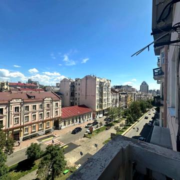 Антоновича вул. (Горького), 4/6