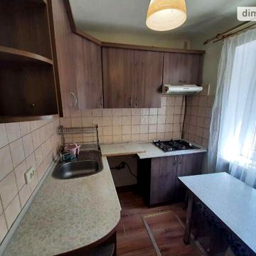 Продаж 2к Квартира Перемоги вулиця
