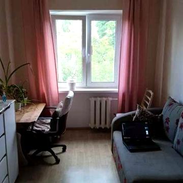 Продам 2х ком кв-ру на Правом, ул. Михайлова (р-н 9й гор. больницы)4/5