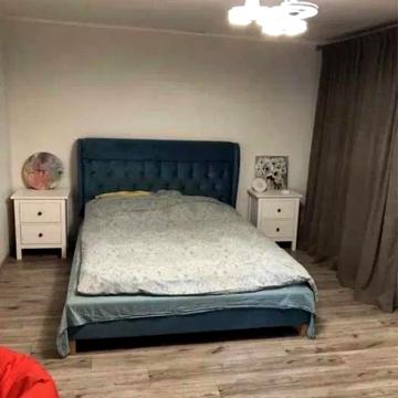 Лабораторна вул., 24