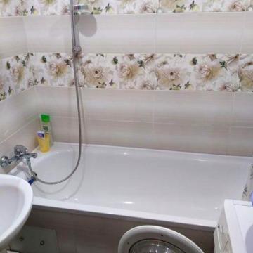 Продам 2 кімнатну квартиру на Калиновій 82