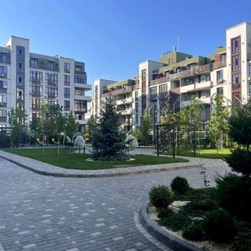 Владислава Бувалкіна вул., 60ж