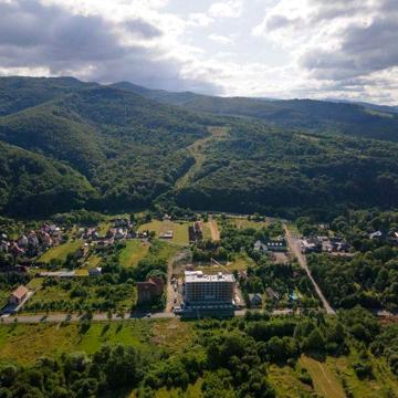Квартири з видом на Карпати/За 3 хв. від санаторію "Квітка Полонини" ЖК Kvitka Residence