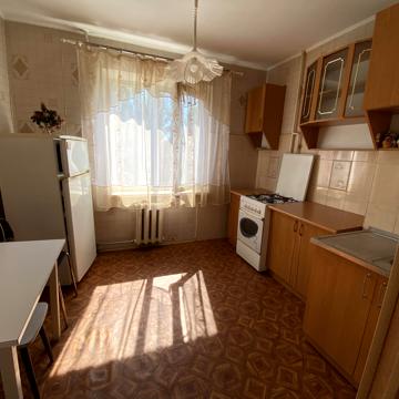Іцхака Рабіна вул., 2