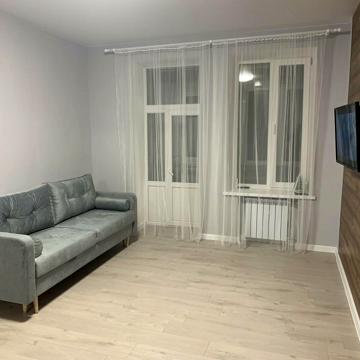Дмитра Апухтіна вул., 24