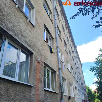Республіканська вул., 15