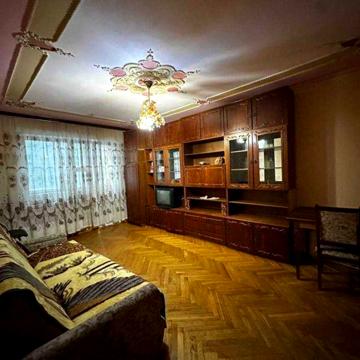 Пантелеймона Куліша вул. (Челябінська), 5-Б