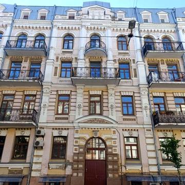 Продаж квартири на Борисоглібській 16 а